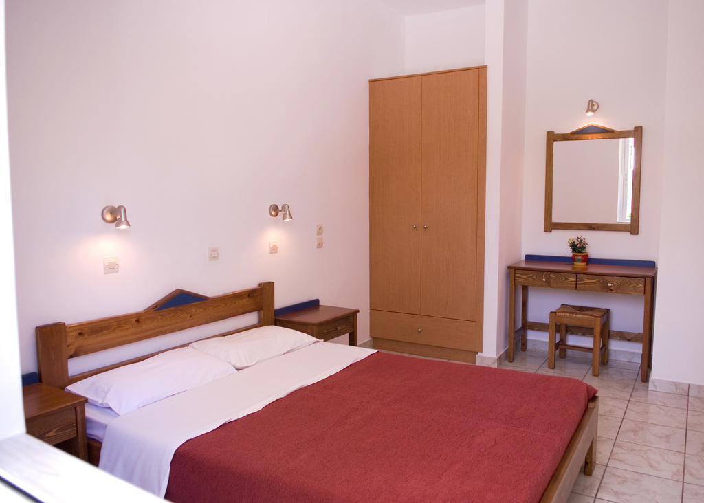 Anthea Apartments Paleochora Zimmer foto