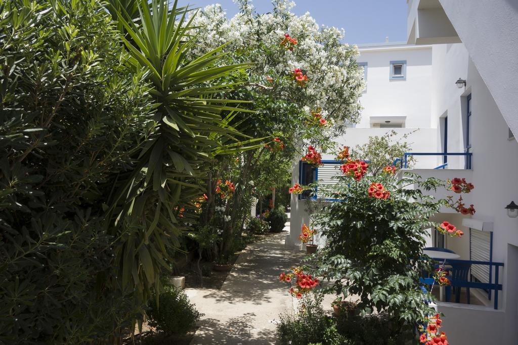 Anthea Apartments Paleochora Exterior foto